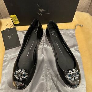 Giuseppe Zanotti Crystal Embellished top grain leather Ballet Flats Size 39